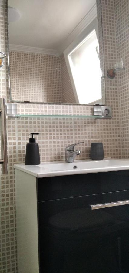 Gallery & Wifi Apartman Navarrete Kültér fotó